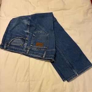 Men's Wrangler 36MWZPD Cowboy cut Slim fit jeans - size 42x30